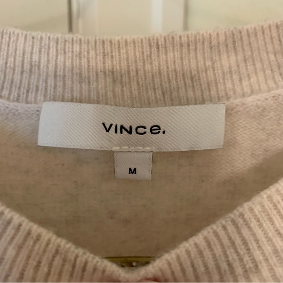 Vince Cashmere & Wool Sweaters Easy Fit Crewneck Light Beige EUC Size - M - Picture 11 of 11